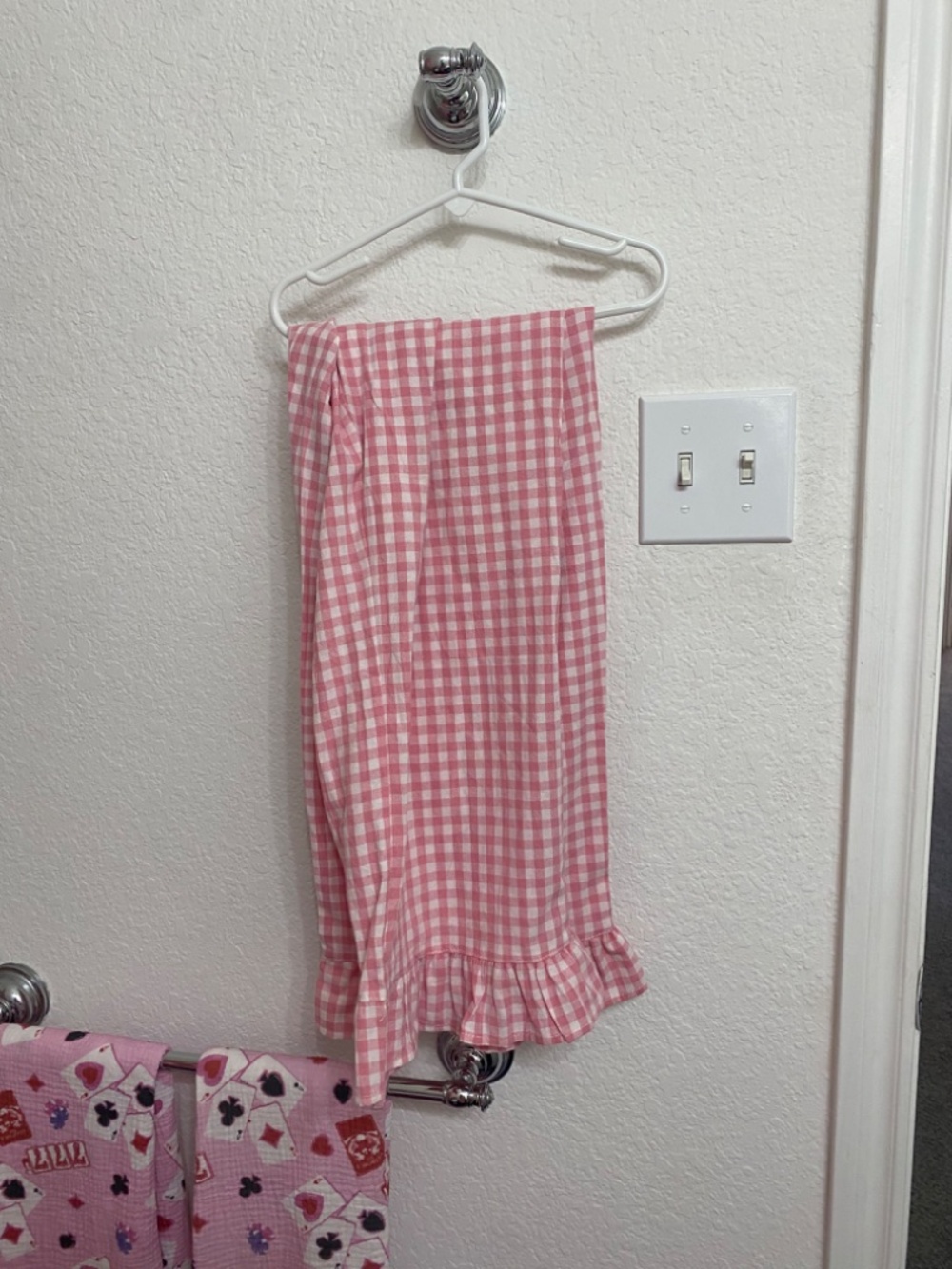 S Pink Ruffle Gingham Set - Picture 4 of 4